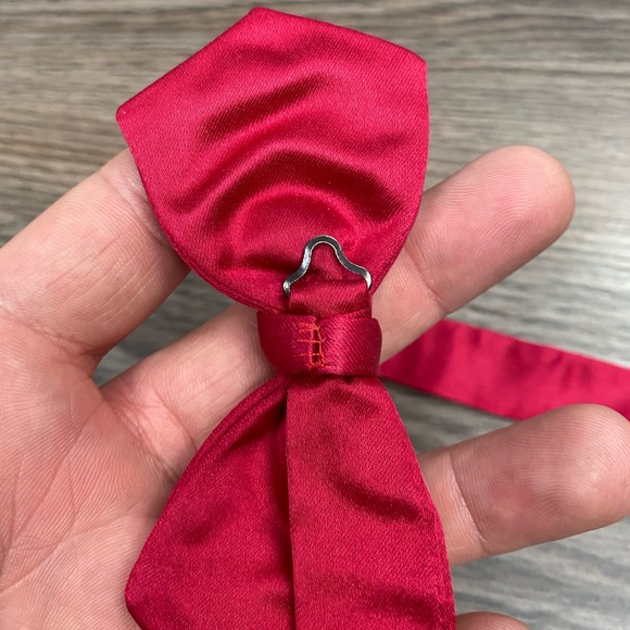 Solid Red Satin Diamond Point Pre-Tied Bowtie - Picture 2 of 3
